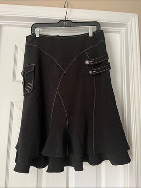 Women's Black A-Line Flared Skirt with Contrast Stitching